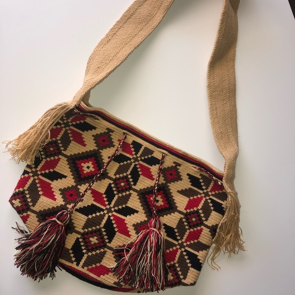 Authentic Handmade Colombian Wayuu Handbag - Picture 1 of 5